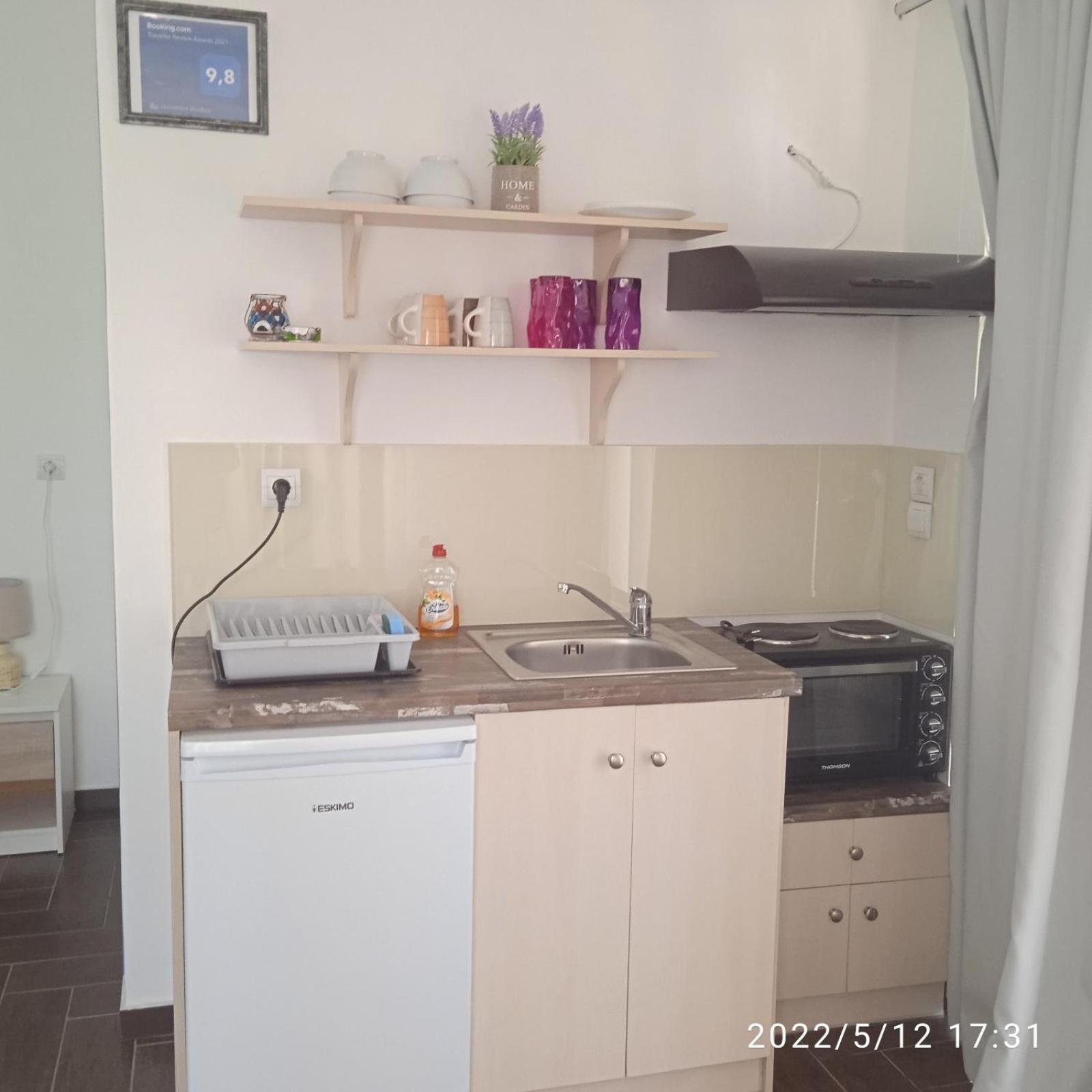 Ag.Apostoloi Studios アイイ・アポストロ 部屋 写真